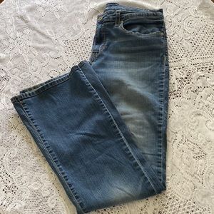 Signature Levi Strauss modern boot cut size 16.